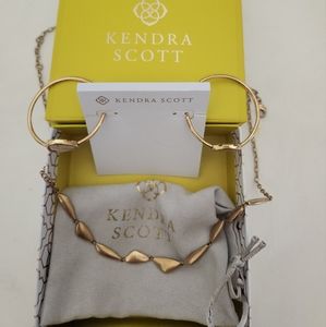 Kendra Scott antique gold hoops and pearly stone with matching necklace